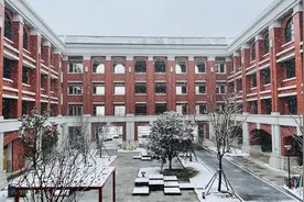 武汉学校介绍——经开外校图片