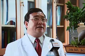 院长王天朝家有100个车位，房产证叠1米高，2014年被群众举报落马图片
