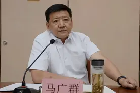 体制内，“四不两直”变形式主义？这4个弊端在基层越发明显！图片