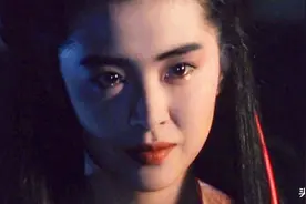 录像厅“cult片”代表，传王祖贤被舔脚，《千人斩》有这场戏吗？图片