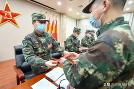 新改后，二级上士最高服役年限？图片