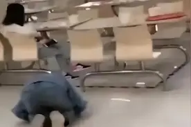 2020年 河南女博士千里寻夫 见面后丈夫下跪求离婚 放我条生路图片