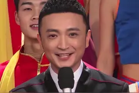 央视主持尼格买提离婚后，新女友意外曝光，知情人曝两点离婚原因图片