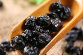 水果干的营养不比鲜水果差！哪些水果干适合孩子吃？图片