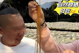 视频前憨厚背后秒变身黑大姐，隶属东北雨姐的圈子到底有多可怕！图片