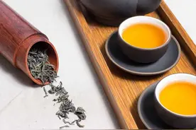 喝茶的人都会告诉你，夏季喝茶的好处图片