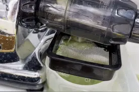 减肥必喝的有机西芹汁#抗氧化图片