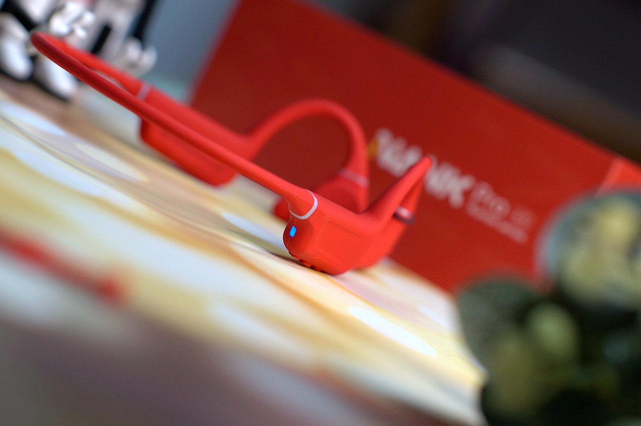 明星同款可以泡泳池的耳机不想试试吗