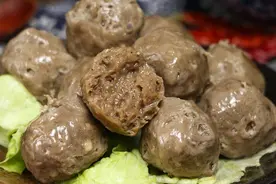 牛肉丸别再买了，教你自制方法，个个弹牙有嚼劲，真材实料放心吃图片