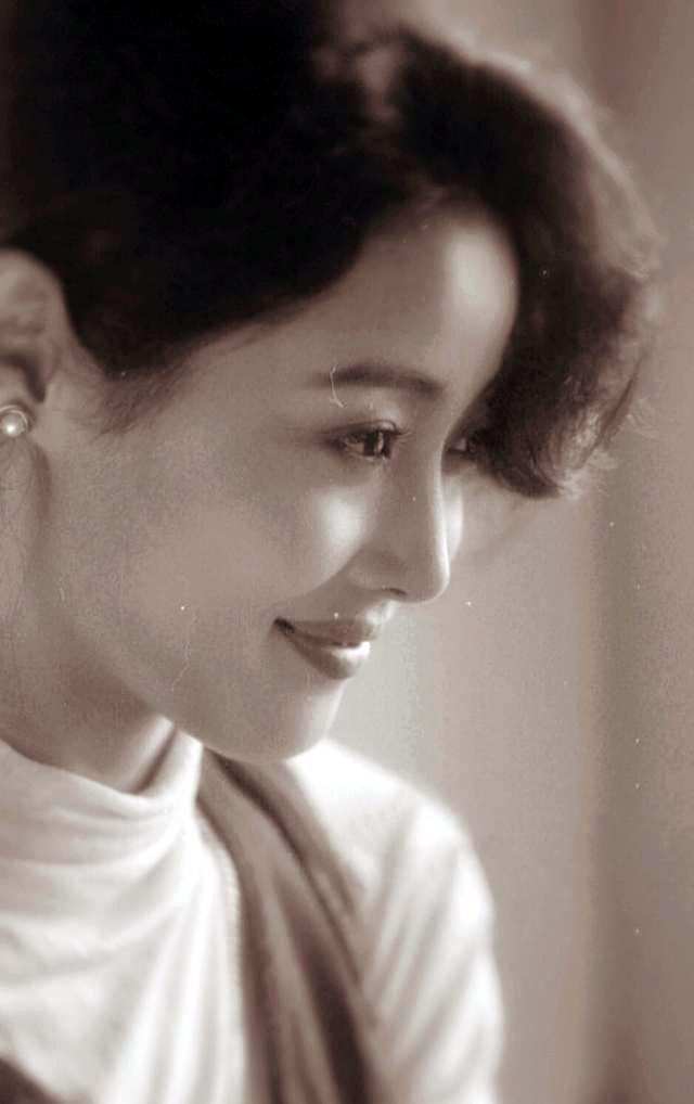 刘蓓两离三婚：恩怨已随清风去，巨额债务压不垮婚姻