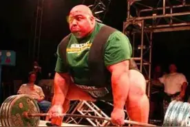 世界上力气最大的三个人图片