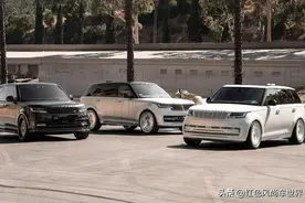 每日靓车图赏 | 2023款路虎揽胜三辆宽体改装版齐聚拍了个合影图片