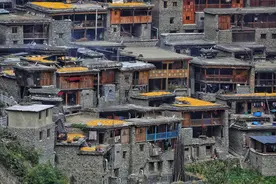 中国最神奇的10大古村，雨天不打伞，天气看铃铛，扔石头就下雨?图片