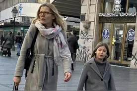 无美颜下的“国外街拍”，简单日常又保暖，凭基础款就能圈粉无数图片