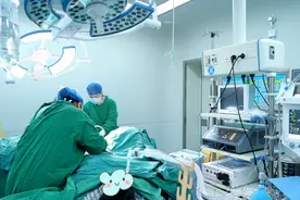 阴道壁膨出：30多年的难言之隐，一朝手术解决图片