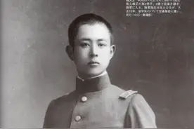 被评为日本“十大美男子”之一，大正时代美少年36岁死于车祸图片