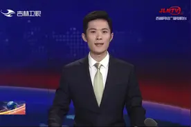 蛟河：蒲公英花海扮美高山草原图片