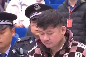 湖南黑老大“文三爷”，声称在湖南无人敢抓他，公安都得听他的图片