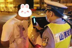 太原：男子收工后喝酒解乏，凌晨驾车回家被查图片