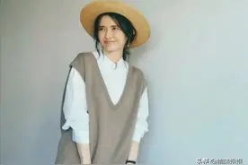 论叠穿，我只服“毛衣+衬衫”！时髦洋气，让你从冬天时髦到春天图片