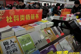 从《穷富爸爸》到大冰、郭敬明，鸡汤畅销书是怎么影响我们的？图片