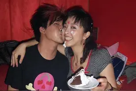 "人间精品"大张伟：我这辈子最正确的决定，就是娶了经纪人当老婆图片