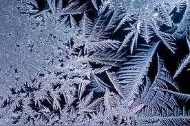 九十年代末，我们在没有暖气的小平房里过冬，他把冬天过成了春天图片