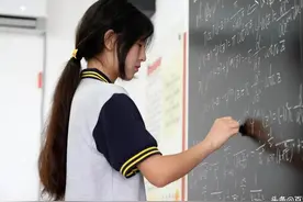 孔子几千年前的教育理念“因材施教”然而现代教育制度又如何呢？图片