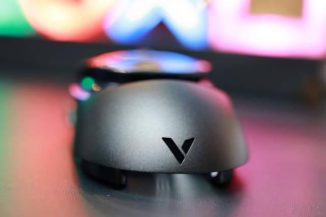 镂空合金超跑？雷柏4K VT960 Pro无线4K 游戏鼠标评测