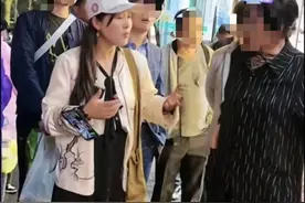 晴书交换字画遇现实女老板被拒，网友议论纷纷：终于有人说实话了图片