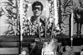 深度揭秘李小龙之死：42年后丁佩主动讲述其死因，是真相还是开脱图片