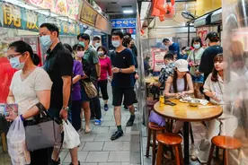 连五天上升！台湾今本土+43280，增50例死，确诊隔离政策也将松绑图片