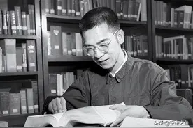 47岁的数学天才陈景润，迎娶29岁女军医，唯一的儿子后来怎么样？图片