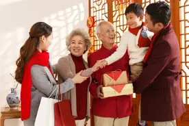 家人的礼物买好了，也记得犒劳犒劳自己图片