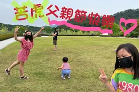 众星发文庆祝父亲节，黄晓明晒祖孙三代，张智霖晒一家三口图片