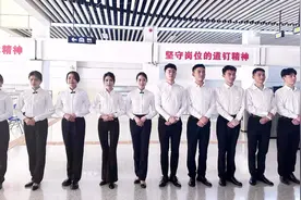 贵阳轨道交通3号线首批运营人员服务礼仪专题培训举行图片