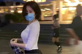 54岁的许晴身材爆表，前凸后翘似20岁少女！图片