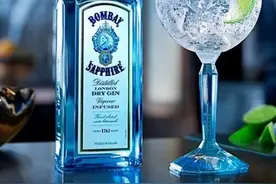 伏特加是什么酒？伏特加是用什么酿造的？伏特加怎么喝比较好图片