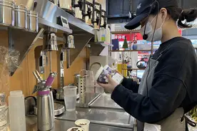 被看见的新职业之——“调饮师”奶茶小妹？NO，她的职业叫调饮师图片