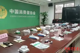 46款充电数据线测试！“安克”“品胜”等近半样品存在电气安全隐患图片