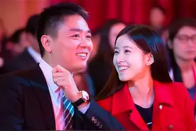 刘强东：把章泽天的女儿宠成公主，“前妻”生的儿子是他一生的痛图片