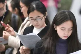 “相亲桌”上最受欢迎的女方职业，前3根本不愁嫁，深受长辈欢喜图片