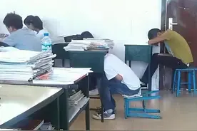 笑出腹肌！36组搞笑动图：大爷就是大爷，干事情就要整个明明白白图片