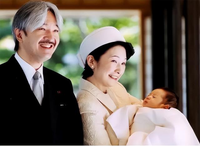 日本皇室要绝嗣:嫡亲结婚延续126代,17岁悠仁是56年来唯一男丁
