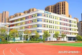 家门口的好学校！图片