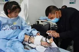 03年弟弟意外去世，哥哥娶弟媳为妻，婚后俩人生下天生残疾的女儿图片