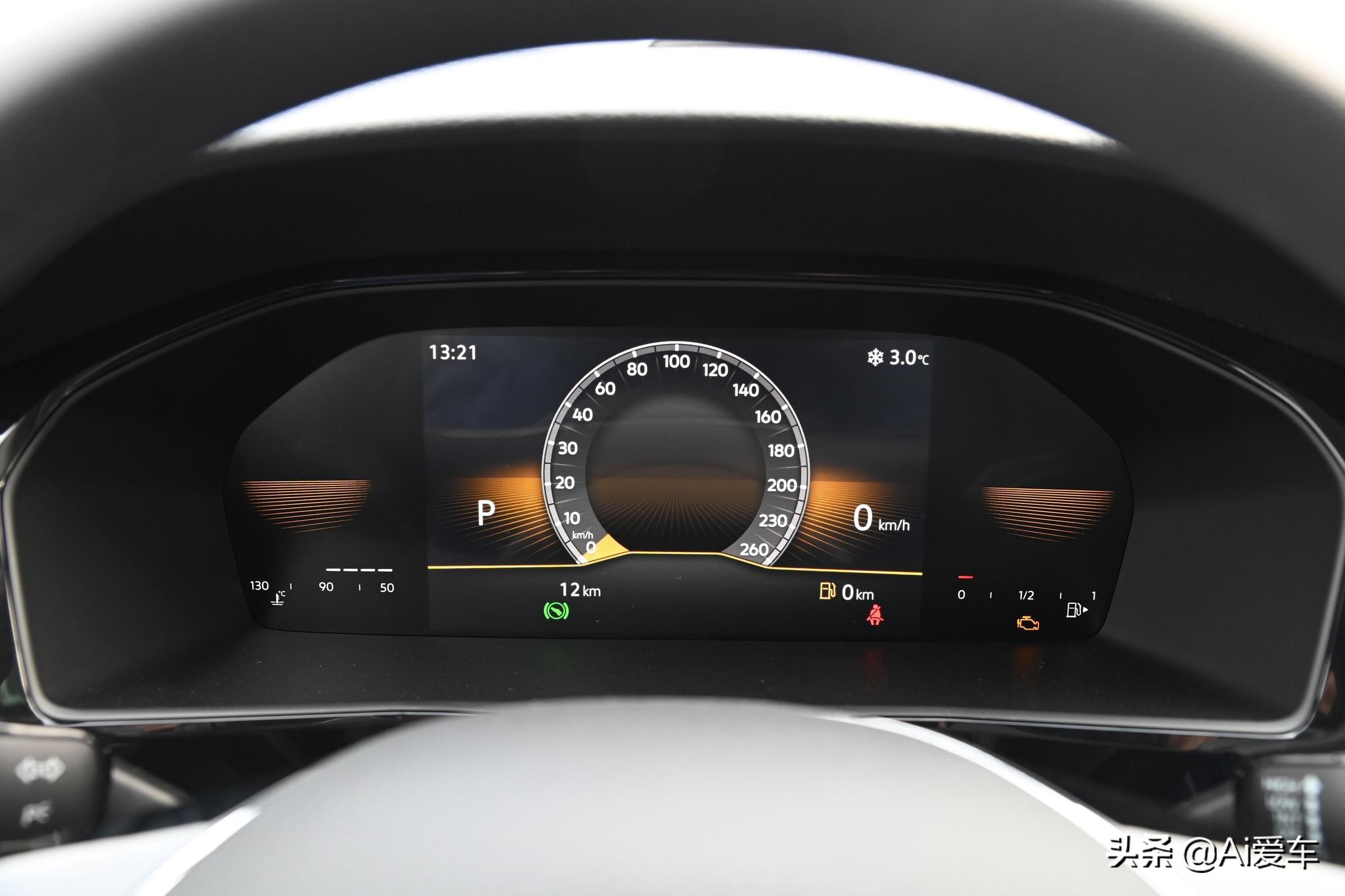 大众朗逸车质量怎么样_大众朗逸紧凑型轿车评测_大众朗逸2022款1.5L自动视野版