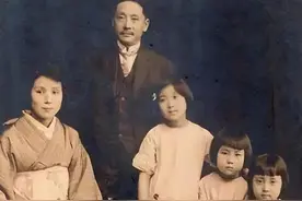 1914年，日本女护士嫁给中国将军，生下歌唱家女儿，女婿家喻户晓图片