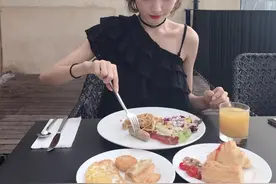 被痛批的“穷人早餐”，背后藏着多少精英不堪入目的傲慢图片