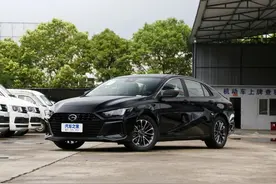 影豹:6.95s破百，国产家轿太顶了！百公里油耗不到6个，才十万多?图片